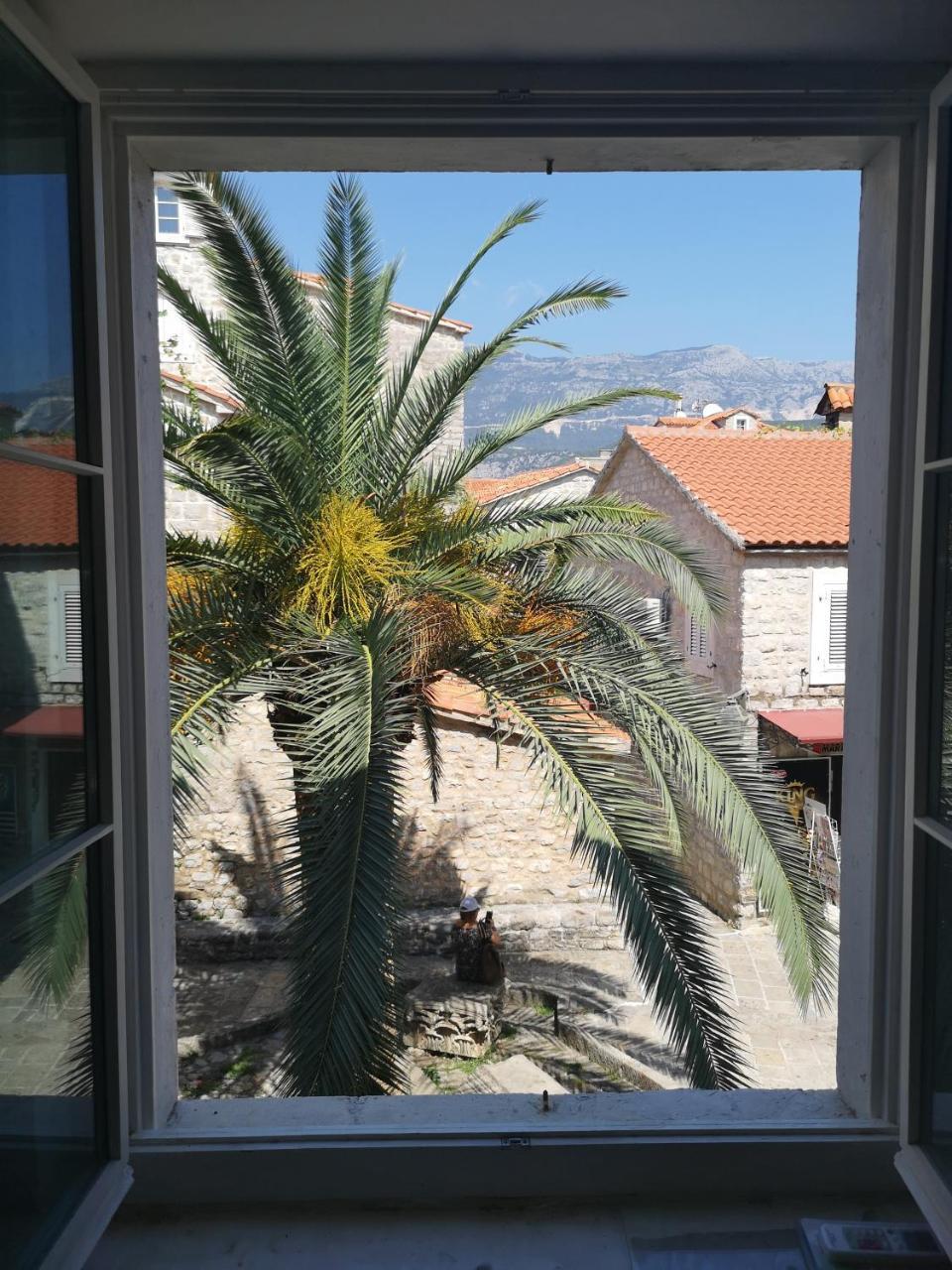 Hostel Michel Budva Exteriér fotografie