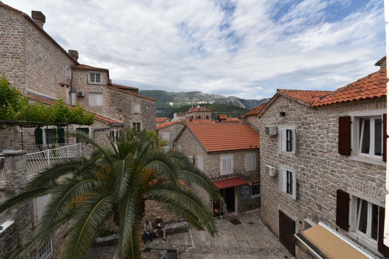 Hostel Michel Budva Exteriér fotografie
