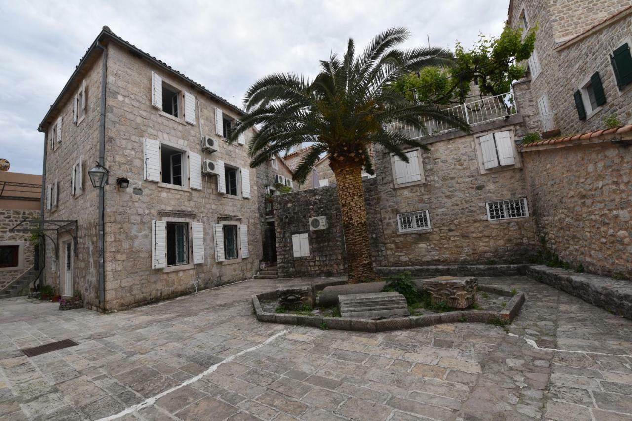 Hostel Michel Budva Exteriér fotografie