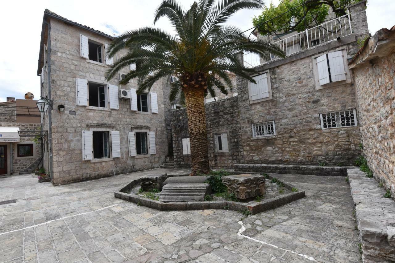 Hostel Michel Budva Exteriér fotografie