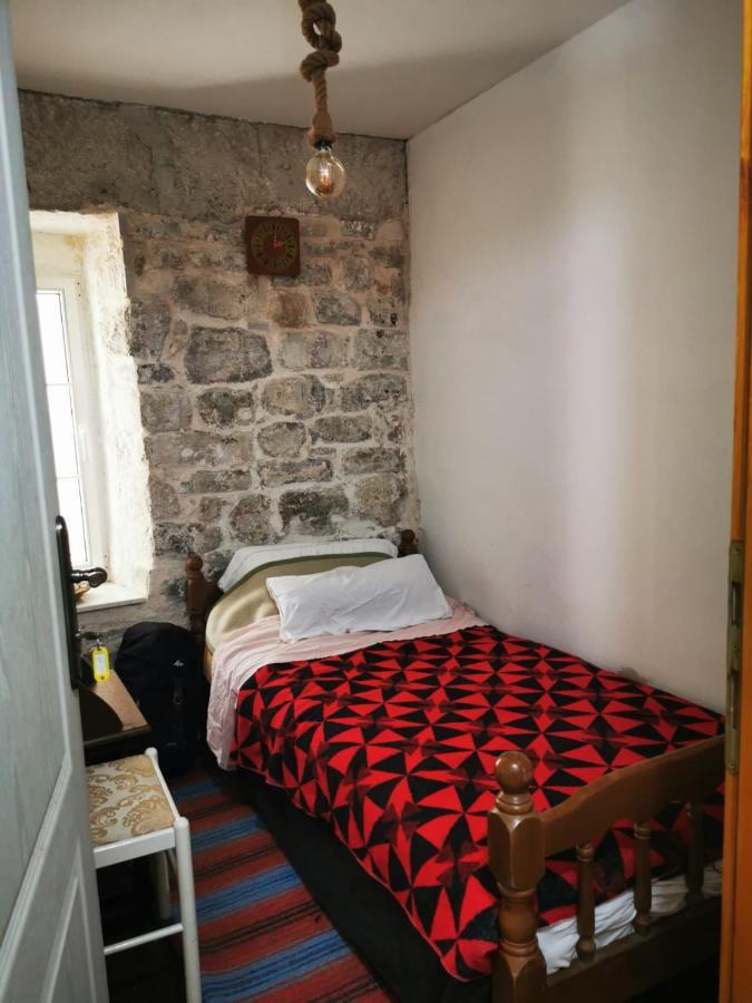 Hostel Michel Budva Exteriér fotografie
